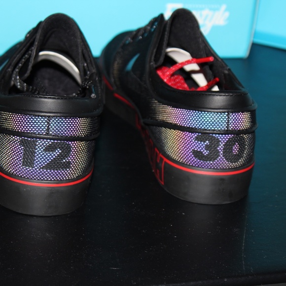 Nike SB Stefan Janoski Freestyle Doernbecher - Picture 4 of 8